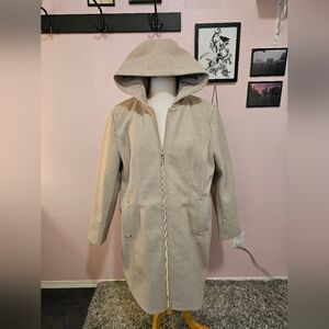 NWOT Vince Camuto Cream Hooded Coat